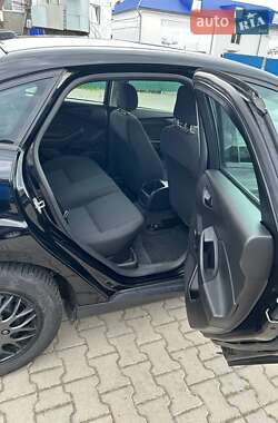 Седан Ford Focus 2016 в 