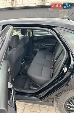 Седан Ford Focus 2016 в 