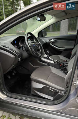 Седан Ford Focus 2013 в 