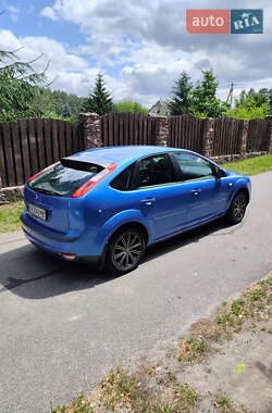 Хэтчбек Ford Focus 2007 в 