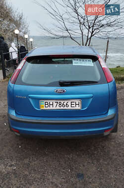 Хэтчбек Ford Focus 2007 в 