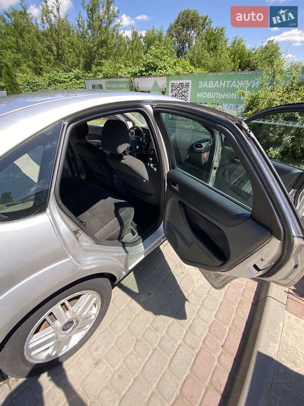 Хэтчбек Ford Focus 2005 в Ивано-Франковске