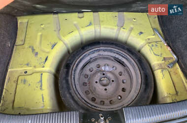 Хэтчбек Ford Focus 2004 в 
