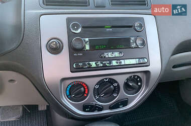 Хэтчбек Ford Focus 2004 в 