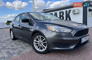 Седан Ford Focus 2015 в 