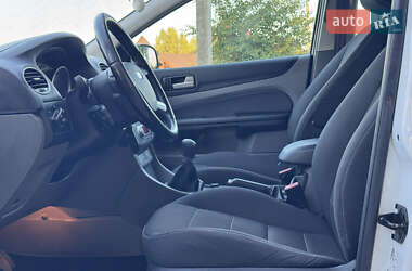 Хэтчбек Ford Focus 2009 в 