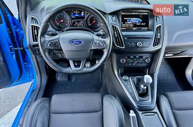 Хэтчбек Ford Focus 2016 в 