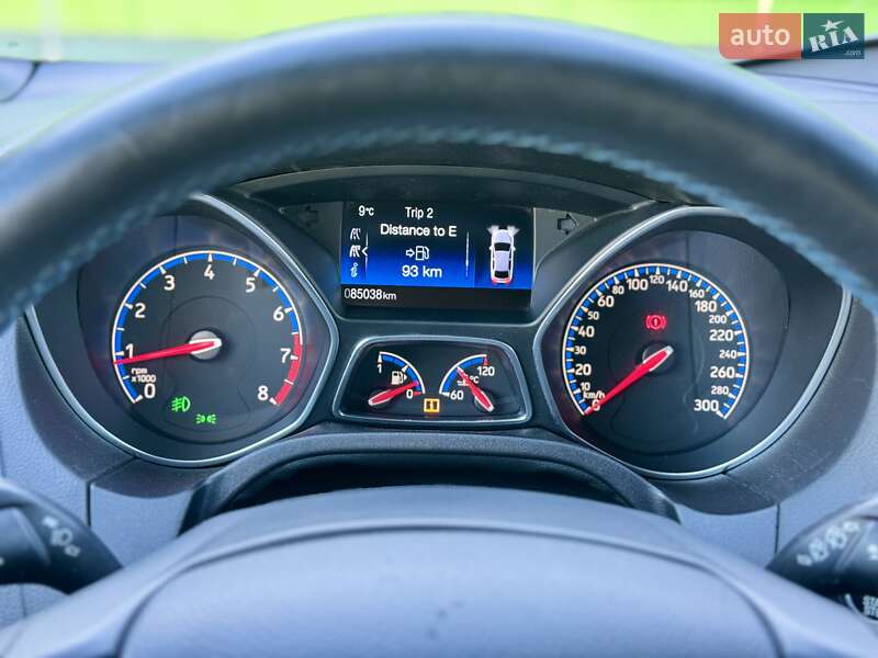 Хэтчбек Ford Focus 2016 в Киеве
