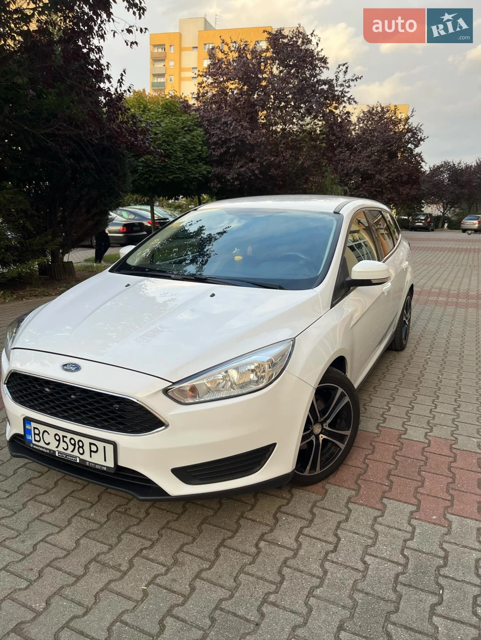 2016 Ford Focus - мініатюра 9