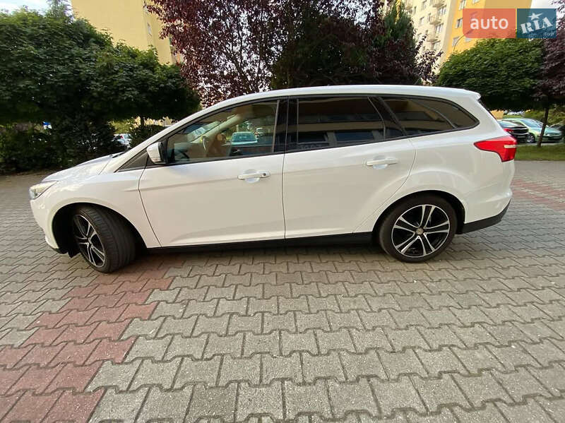 Универсал Ford Focus 2015 в Львове фото 17 Универсал Ford Focus 2015 в Львове