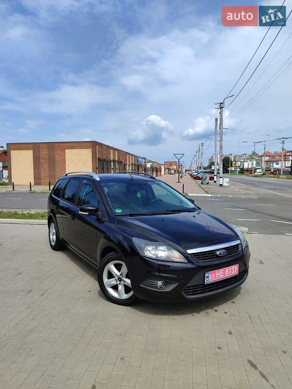 Универсал Ford Focus 2010 в 