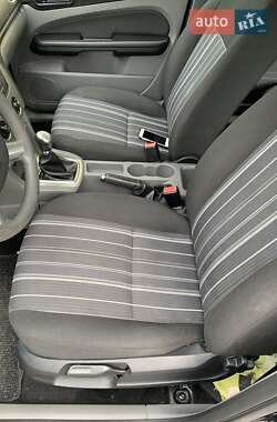 Универсал Ford Focus 2010 в 