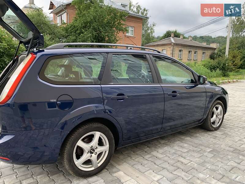 Универсал Ford Focus 2010 в Кременце