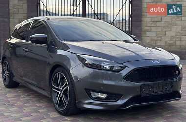 Хетчбек Ford Focus 2017 в Дніпрі
