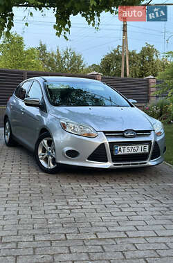 Хэтчбек Ford Focus 2012 в Ивано-Франковске