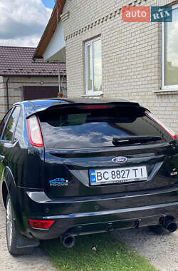 Хетчбек Ford Focus 2010 в 