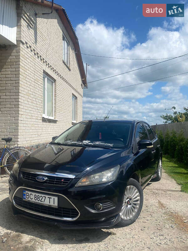 Хетчбек Ford Focus 2010 в Сокалі