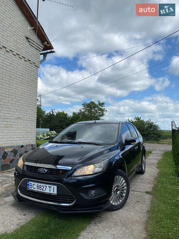 Хетчбек Ford Focus 2010 в Сокалі