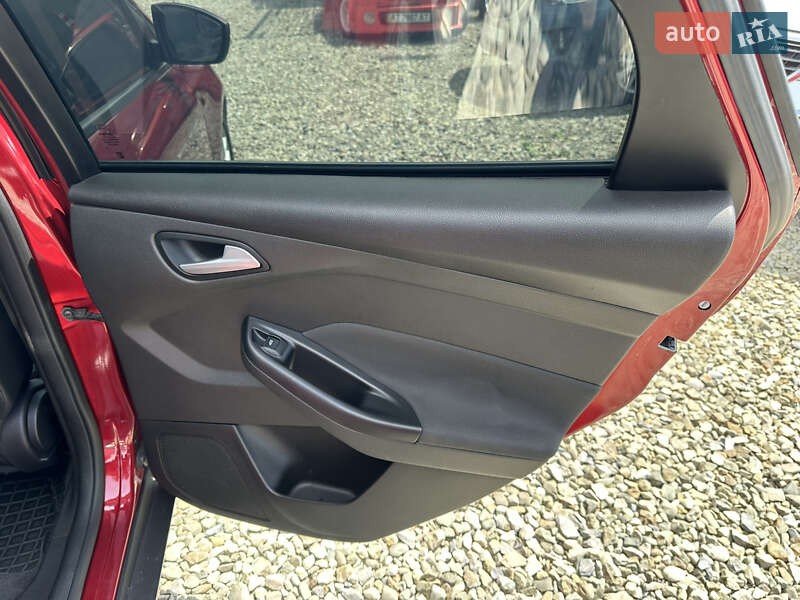 Седан Ford Focus 2015 в Ивано-Франковске