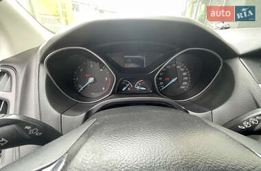 Универсал Ford Focus 2012 в 