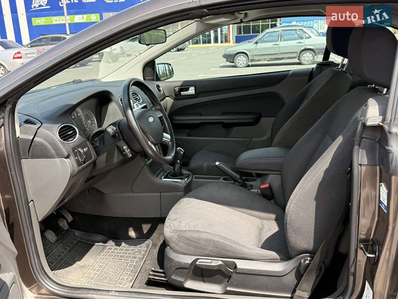 Кабриолет Ford Focus 2007 в Каменец-Подольском фото 23 Кабриолет Ford Focus 2007 в Каменец-Подольском