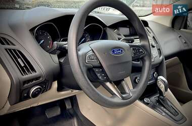 Седан Ford Focus 2016 в 