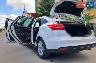 Седан Ford Focus 2017 в 