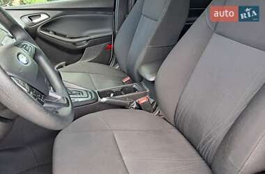Седан Ford Focus 2017 в 