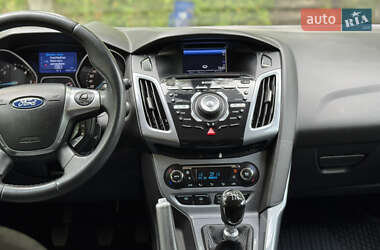 Универсал Ford Focus 2012 в 