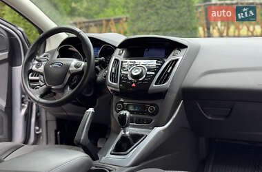 Универсал Ford Focus 2012 в 