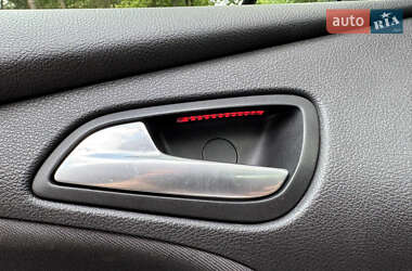 Универсал Ford Focus 2012 в 