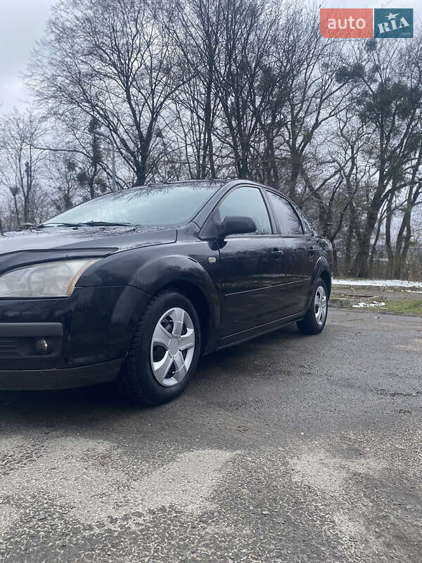 Седан Ford Focus 2006 в Золочеві