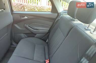 Седан Ford Focus 2018 в 