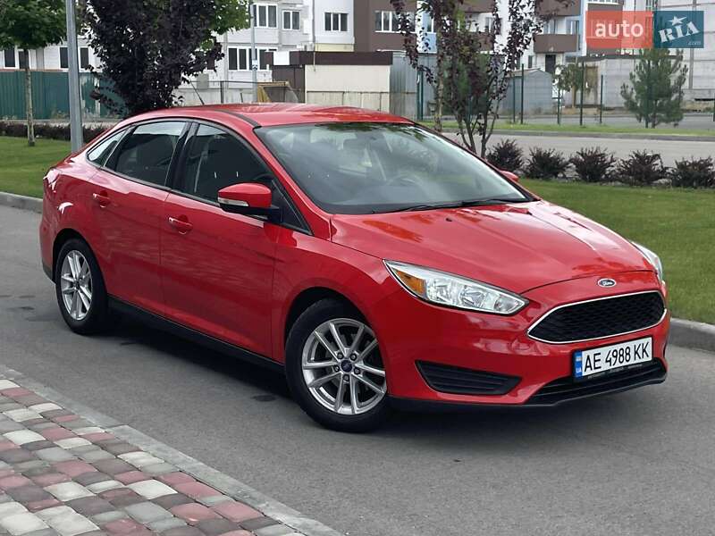 Седан Ford Focus 2016 в 