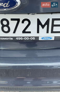 Хэтчбек Ford Focus 2013 в 