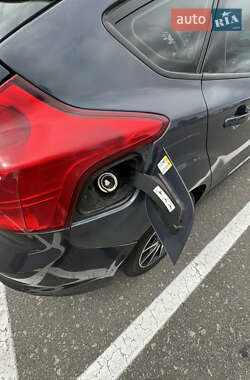Хэтчбек Ford Focus 2013 в 