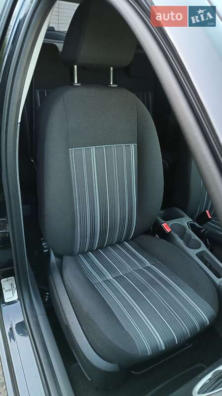 Хэтчбек Ford Focus 2008 в Дубно