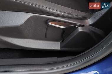 Хэтчбек Ford Focus 2015 в 