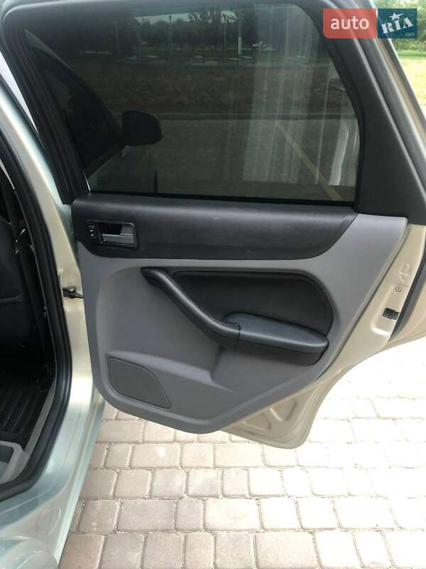 Универсал Ford Focus 2010 в Теофиполе