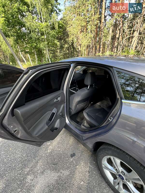 Хэтчбек Ford Focus 2015 в Ахтырке фото 11 Хэтчбек Ford Focus 2015 в Ахтырке