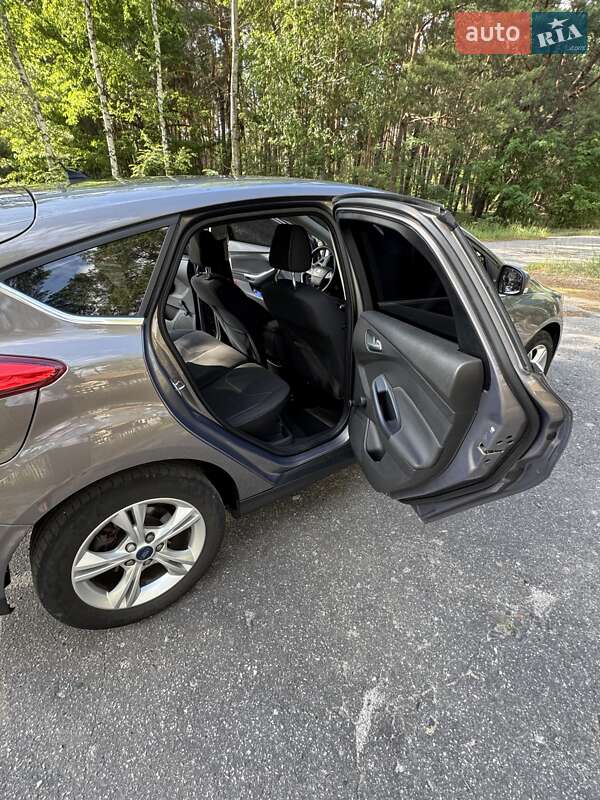 Хэтчбек Ford Focus 2015 в Ахтырке фото 17 Хэтчбек Ford Focus 2015 в Ахтырке