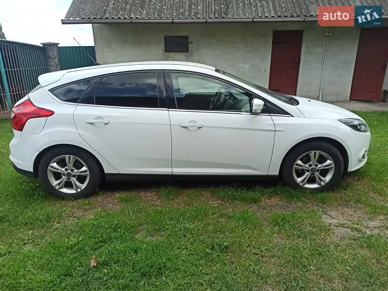 Ford Focus 2011 VIN WF0KXXGCBKBK72615 фото оголошення 41 з 77