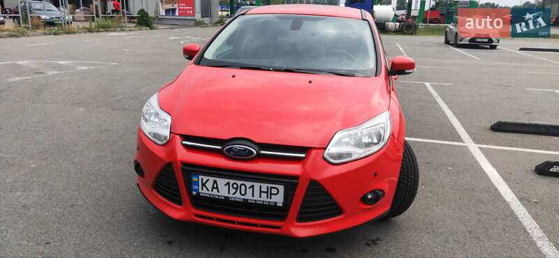 Универсал Ford Focus 2014 в 