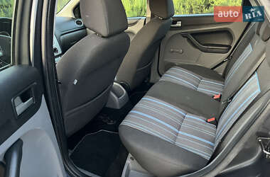 Хэтчбек Ford Focus 2008 в 