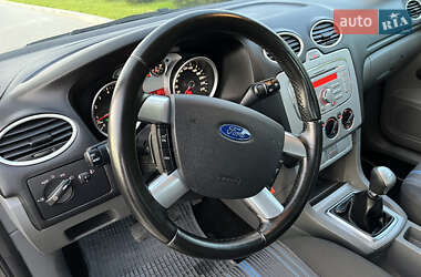 Хэтчбек Ford Focus 2008 в 