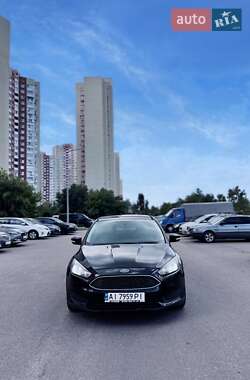 Седан Ford Focus 2015 в 