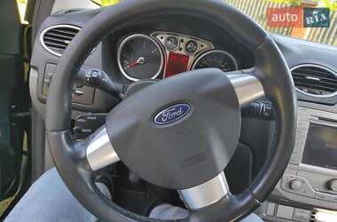 Универсал Ford Focus 2010 в 