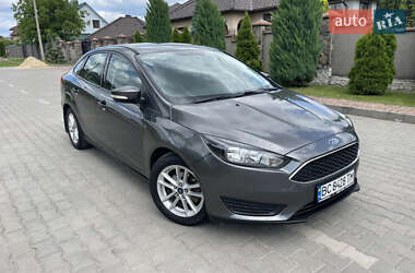 Седан Ford Focus 2015 в Луцке