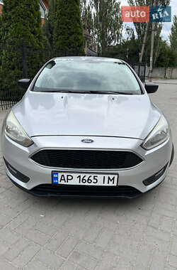 Седан Ford Focus 2015 в 