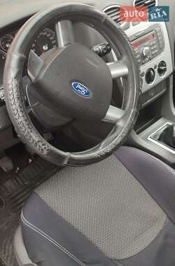 Седан Ford Focus 2007 в Каменском